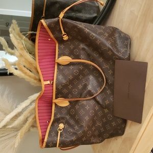 🩷Louis Vuitton GM never full 2016